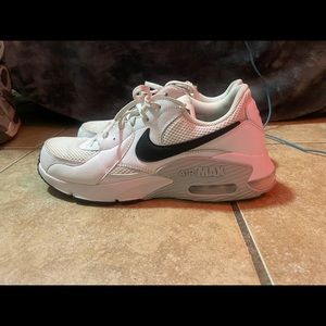 Nikes shoes